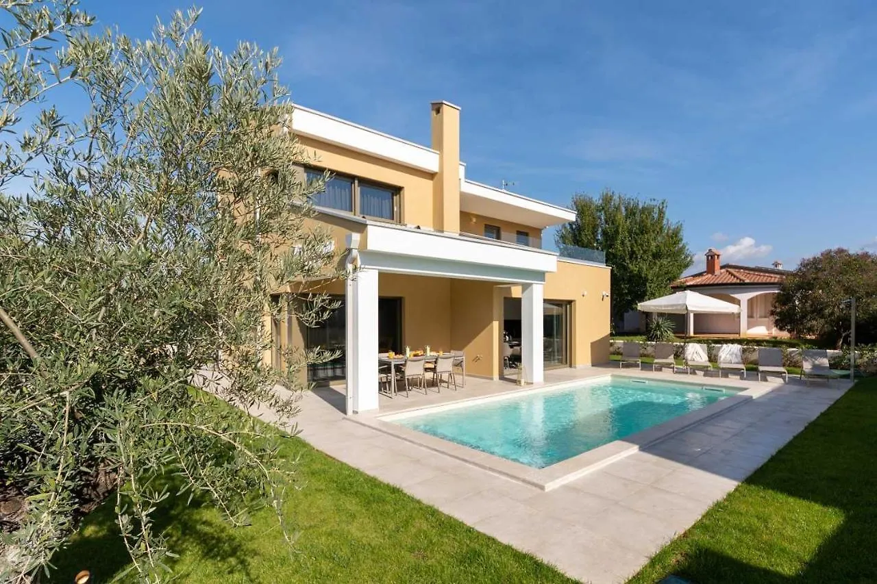 Villa Elena Porec Holiday home