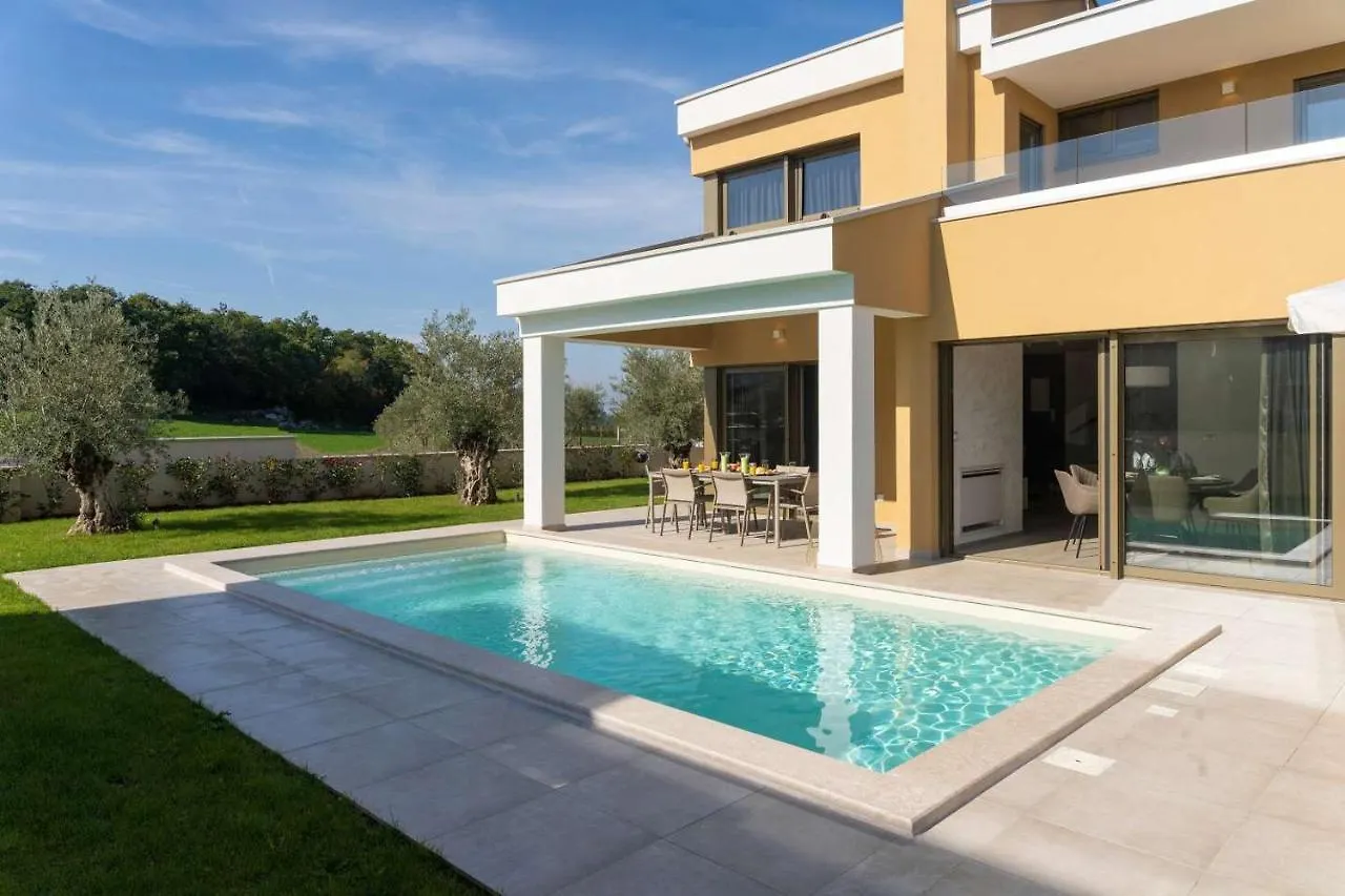 Villa Elena Porec 0*,  Croatia